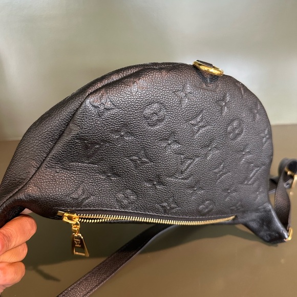 LV Empriente Bumbag. Excellent- like- new condition. - Picture 2 of 10